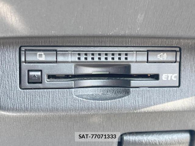 Toyota PRIUS 2013-09 8285490-4