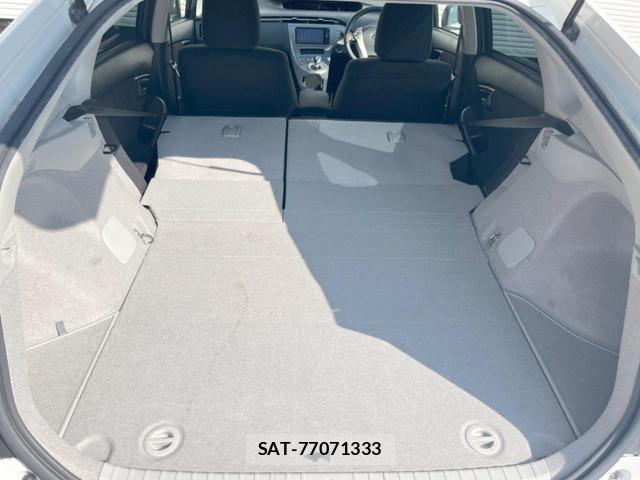 Toyota PRIUS 2013-09 8285490-9