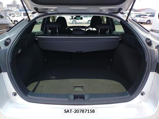 Toyota PRIUS 2021-07 8285669-7