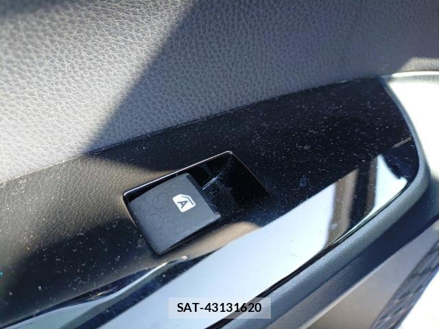 Toyota PRIUS 2018-07 8285673-12