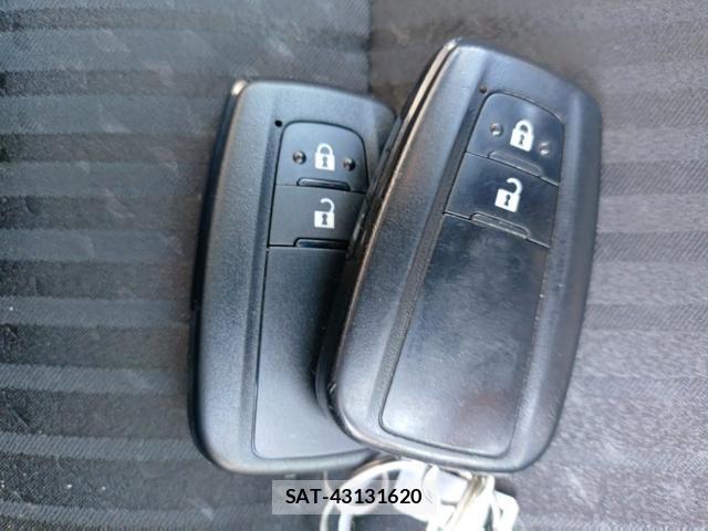 Toyota PRIUS 2018-07 8285673-14