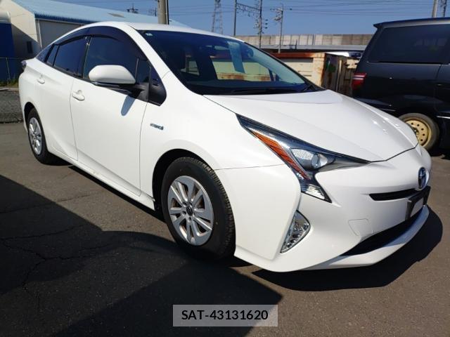 Toyota PRIUS 2018-07 8285673-3
