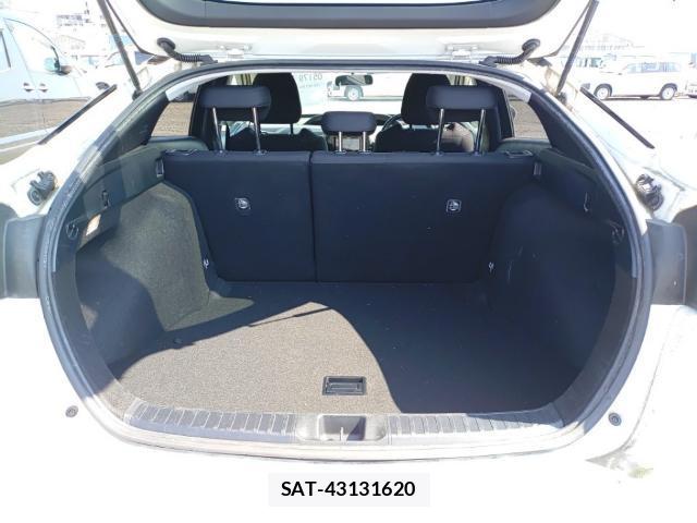 Toyota PRIUS 2018-07 8285673-7