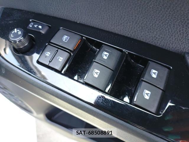 Toyota PRIUS 2017-02 8285688-13