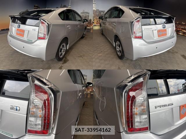 Toyota PRIUS 2013-07 8285812-6