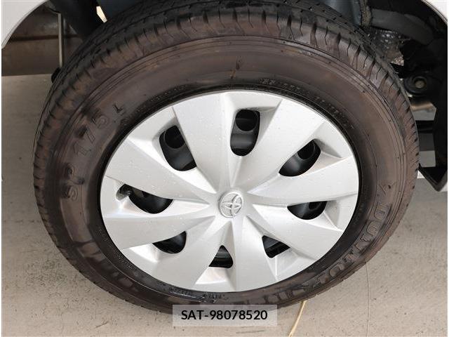 Toyota PROBOX VAN 2023-06 8279094-6