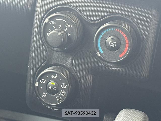 Toyota PROBOX 2021-09 8277780-3