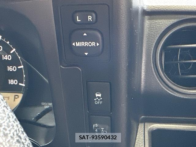 Toyota PROBOX 2021-09 8277780-4