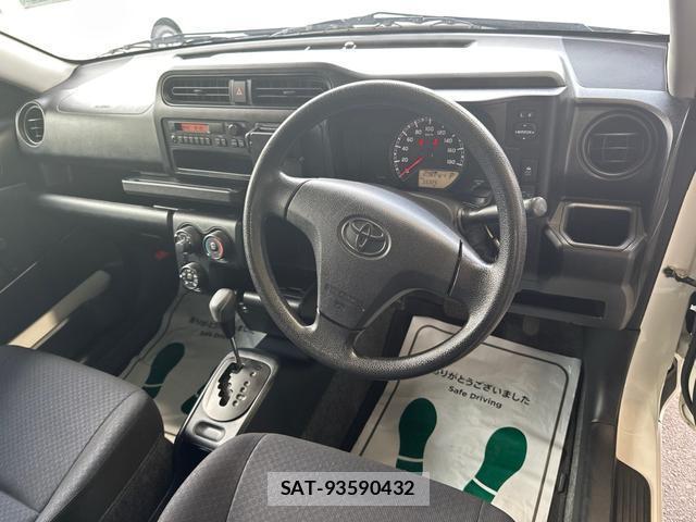 Toyota PROBOX 2021-09 8277780-7