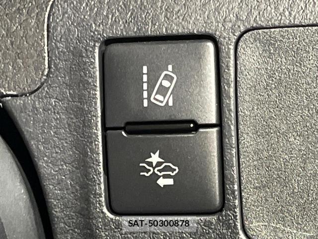 Toyota PROBOX 2019-06 8277997-6