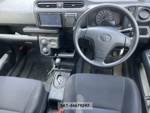 Toyota PROBOX 2022-11 8278943-2