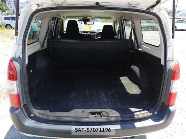 Toyota PROBOX 2019-07 8279889-5