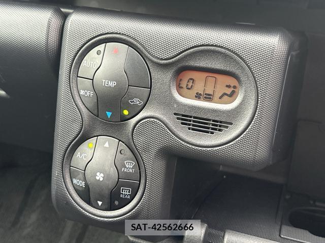 Toyota PROBOX 2023-10 8281191-6