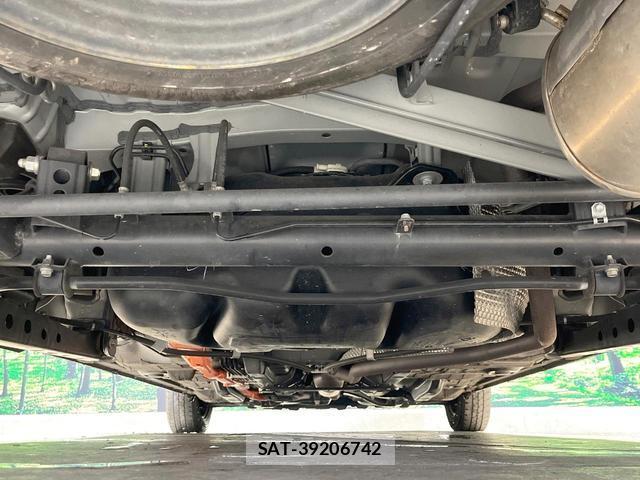Toyota PROBOX 2023-07 8282866-18