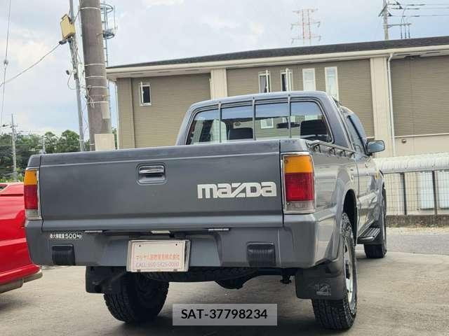 Mazda PROCEED 1994-03 8284124-7