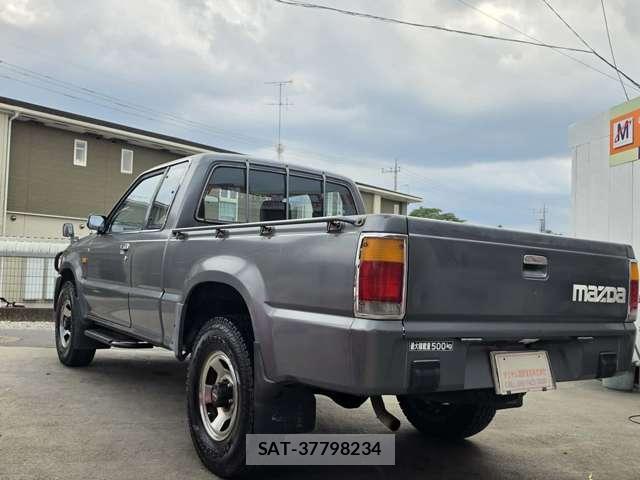 Mazda PROCEED 1994-03 8284124-8