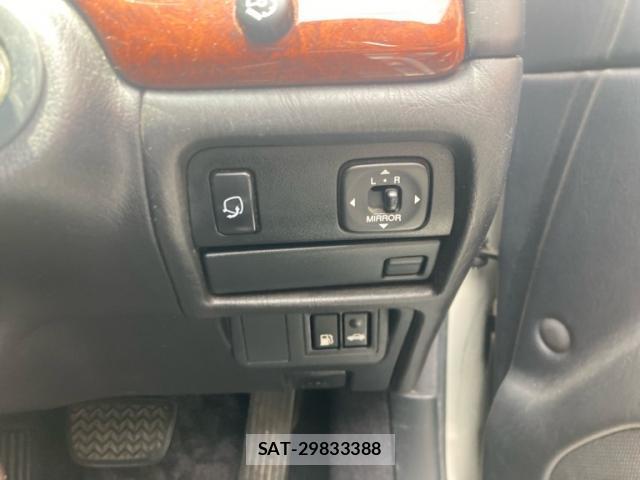 Toyota PROGRES 2003-09 8279212-9