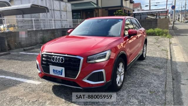 Audi Q2 2022-06 8281389-0