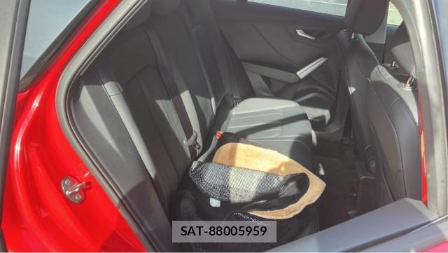 Audi Q2 2022-06 8281389-6