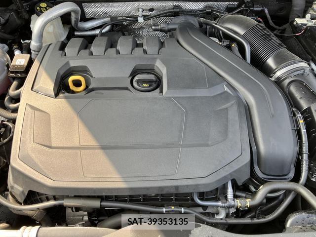 Audi Q2 2021-08 8283447-16