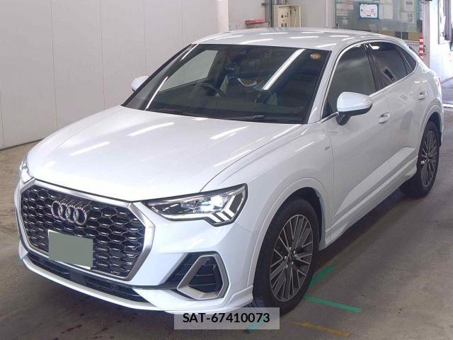 Audi Q3 2022-09 8278970-3