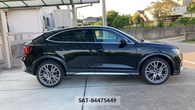 Audi Q3 2024-01 8282415-10