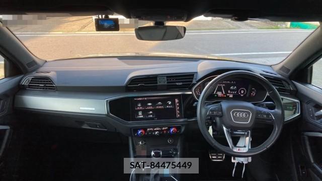Audi Q3 2024-01 8282415-2