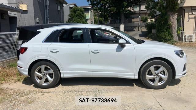 Audi Q3 2022-08 8282097-3