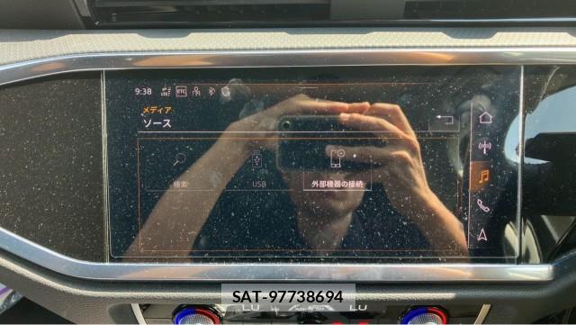 Audi Q3 2022-08 8282097-4