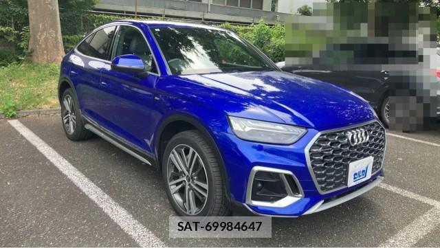 Audi Q5 2021-08 8282221-11