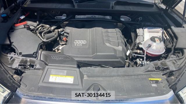 Audi Q5 2019-08 8281143-7