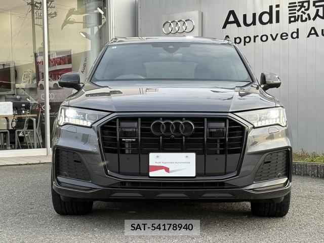 Audi Q7 2024-09 8282589-13
