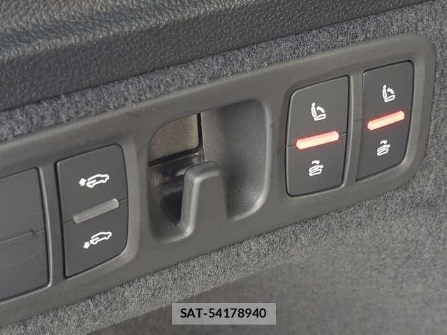 Audi Q7 2024-09 8282589-9
