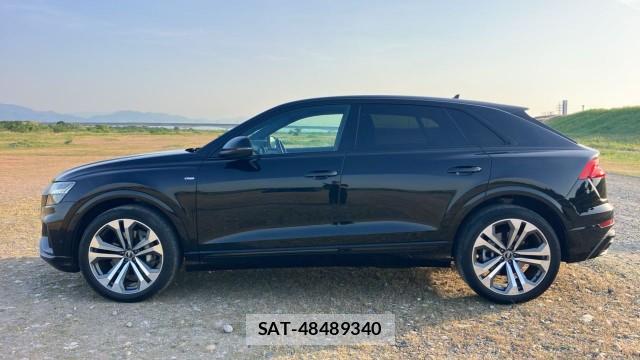 Audi Q8 2022-12 8280643-10