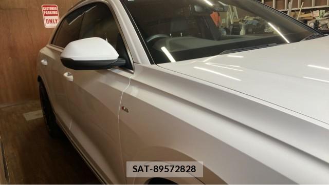 Audi Q8 2019-09 8281436-3