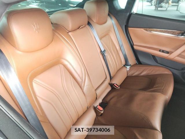 Maserati QUATTROPORTE 2015-05 8283096-3