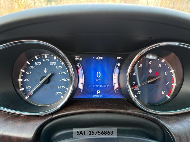 Maserati QUATTROPORTE 2014-12 8284027-12