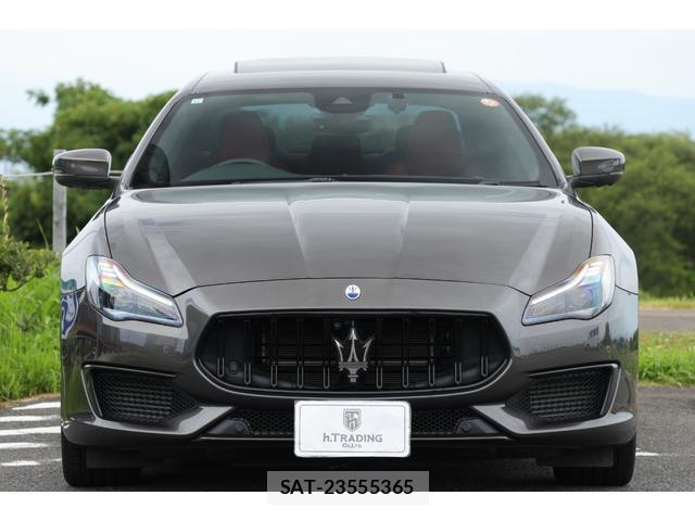 Maserati QUATTROPORTE 2021-11 8285238-19