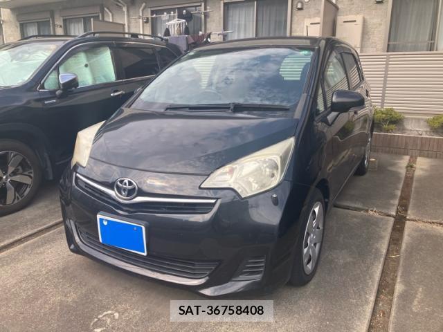 Toyota RACTIS 2011-08 8279644-0