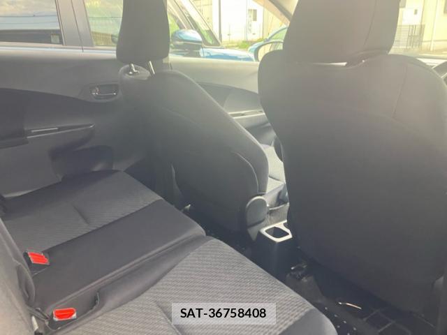 Toyota RACTIS 2011-08 8279644-10