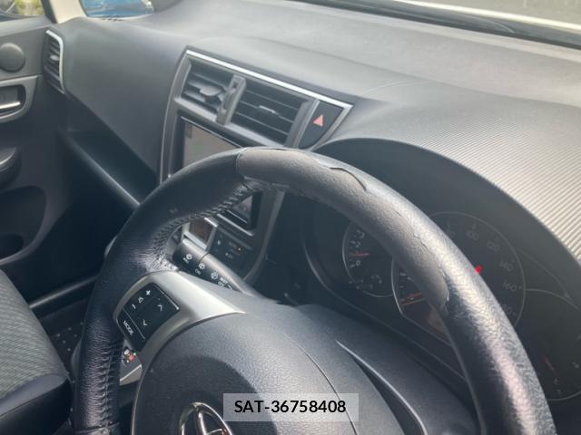 Toyota RACTIS 2011-08 8279644-18