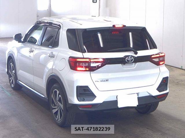 Toyota RAIZE 2022-04 8278551-1