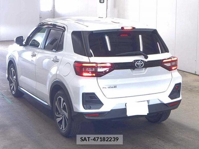 Toyota RAIZE 2022-04 8278551-4