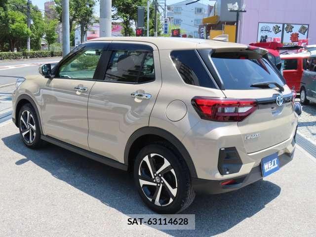 Toyota RAIZE 2023-01 8285240-11