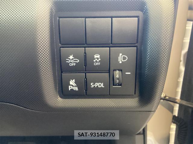 Toyota RAIZE 2025-03 8285392-5