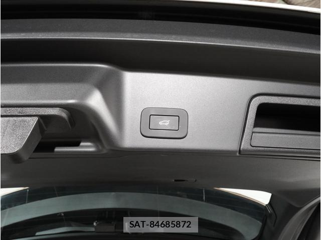 Land Rover RANGE ROVER EVOQUE 2024-03 8284479-4
