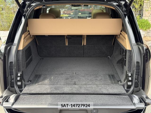 Land Rover RANGE ROVER 2023-10 8277497-10