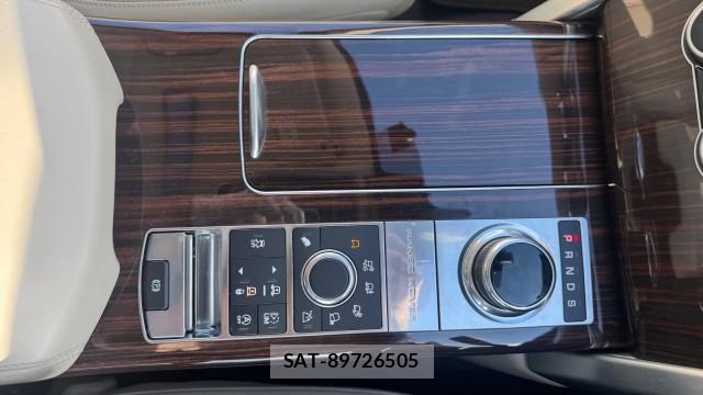 Land Rover RANGE ROVER 2017-06 8281950-11