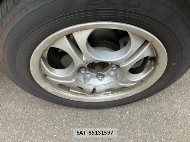 Toyota RAUM 2003-12 8279598-13