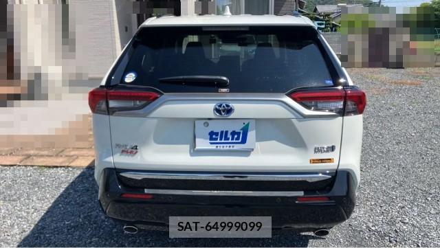 Toyota RAV4 PHV 2021-07 8281414-1